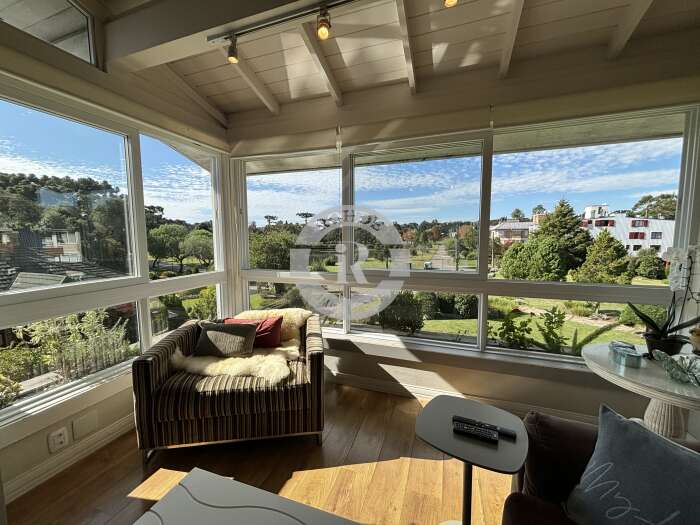 APARTAMENTO DE 3 DORMITÓRIOS EM CANELA