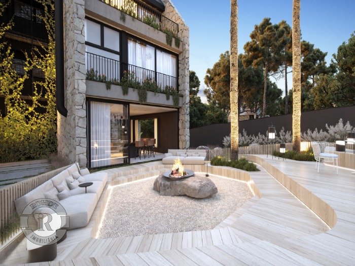 APARTAMENTO DE 3 DORMITÓRIOS EM GRAMADO