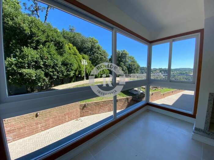 APARTAMENTO DE 2 DORMITÓRIOS EM GRAMADO