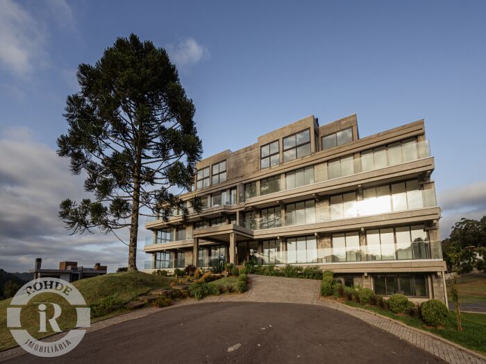 APARTAMENTO DE 3 DORMITÓRIOS EM GRAMADO