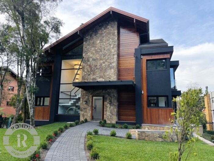 APARTAMENTO DE 2 DORMITÓRIOS EM CANELA